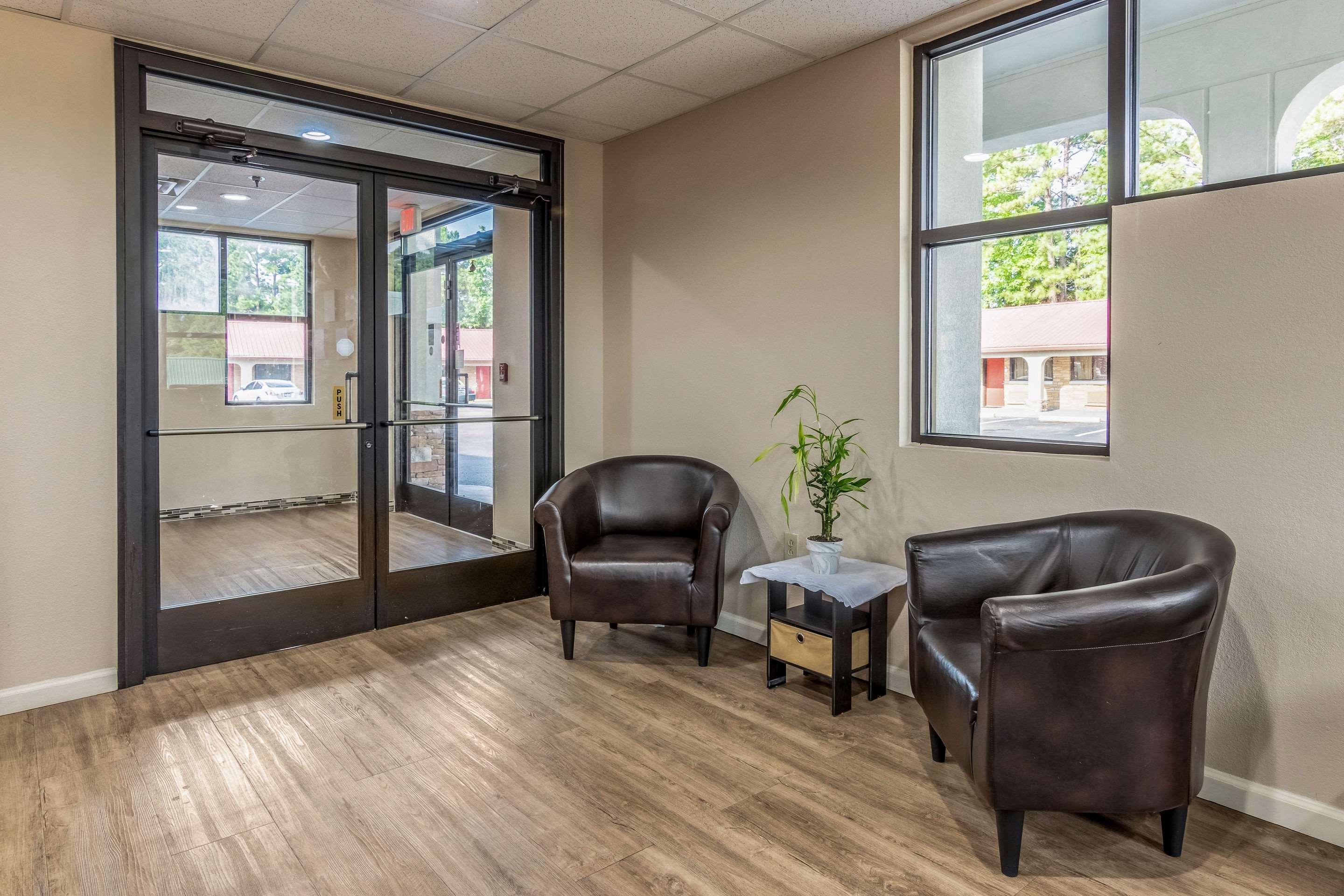 Americas Best Value Inn Opelika Exterior photo