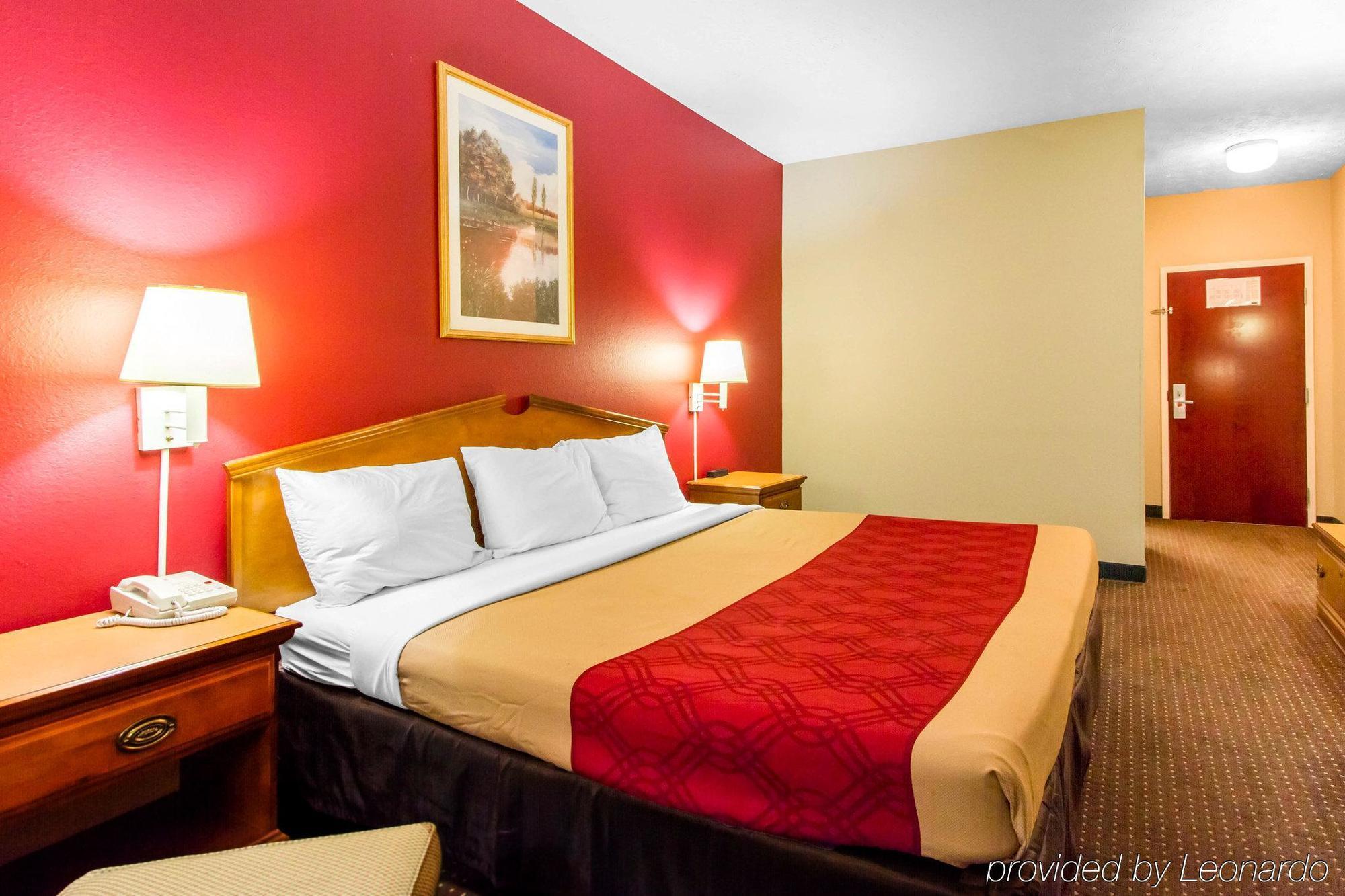 Americas Best Value Inn Opelika Exterior photo